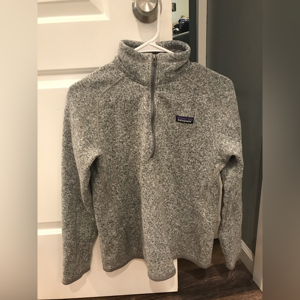 Patagonia quarter zip sweatshirt